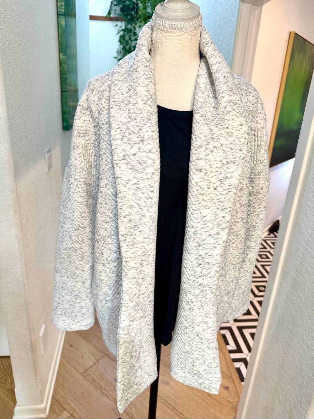 Fabletics Heathered Light Gray and White Open-Front Cardigan with Side Pockets S